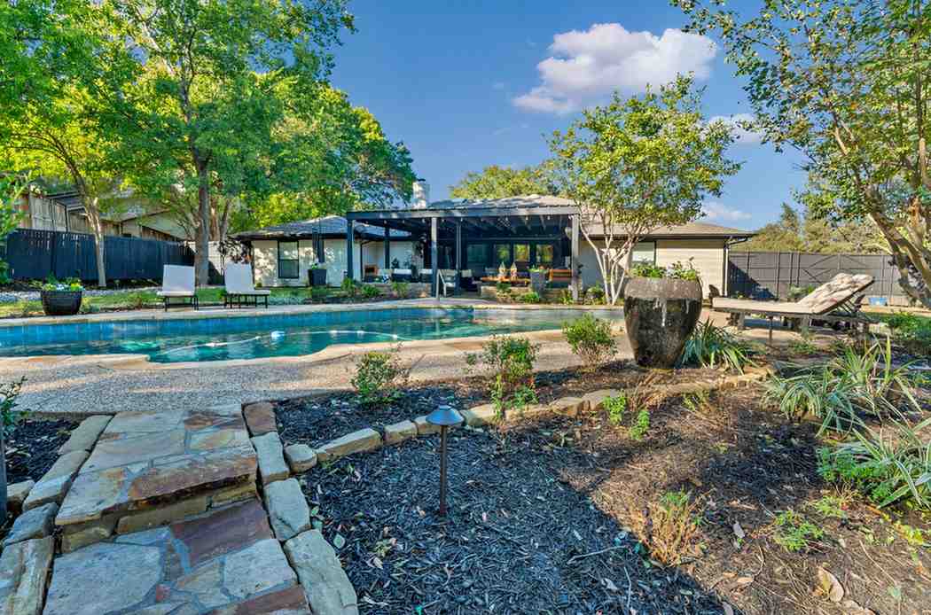 lawn care services of fort worth